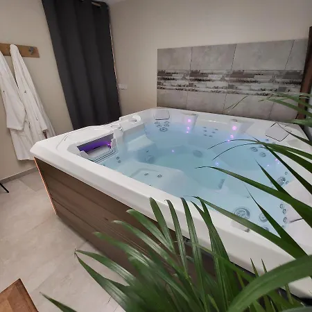 La Cabiotte Nature Et Holiday home Sarcey